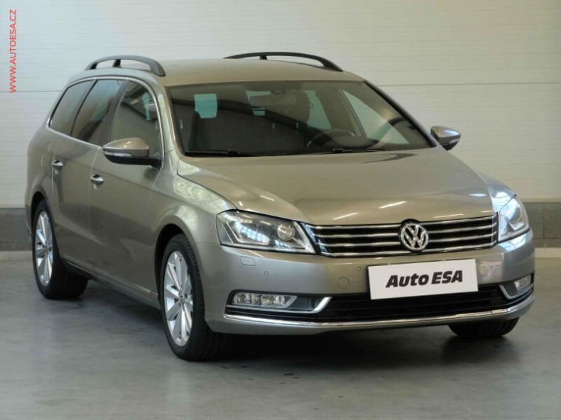 Volkswagen Passat - hlavní fotka inzerátu