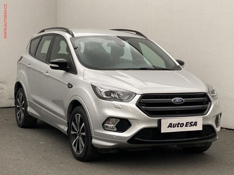 Ford Kuga - hlavní foto