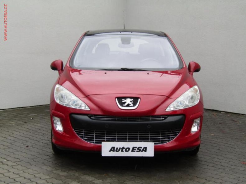 Peugeot 308 - hlavní fotka