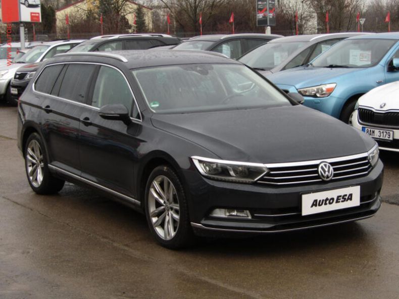 Volkswagen Passat - hlavní fotka inzerátu