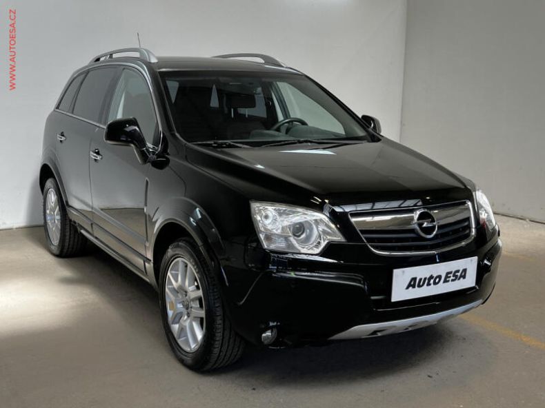 Opel Antara - hlavní foto