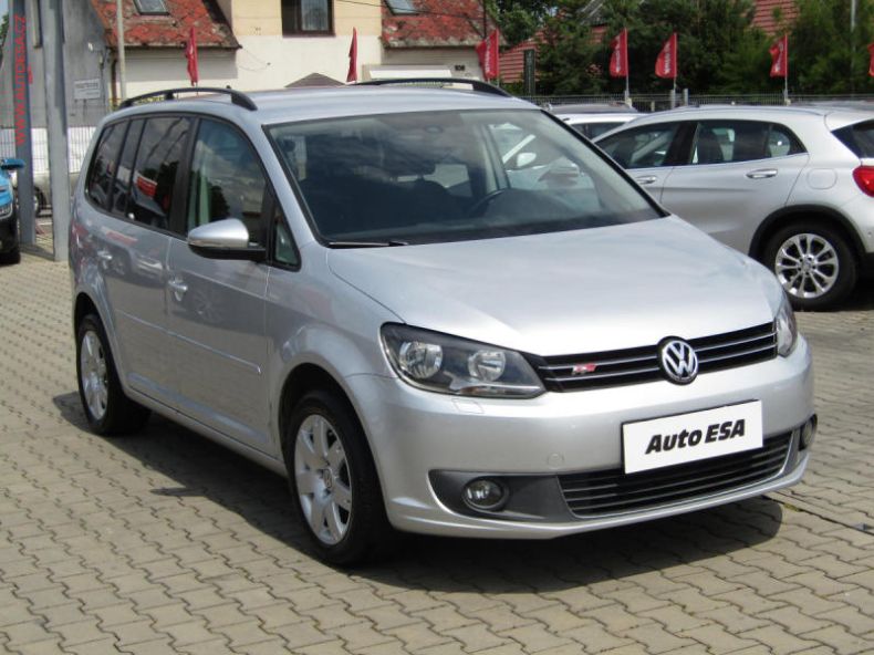 Volkswagen Touran - hlavní foto