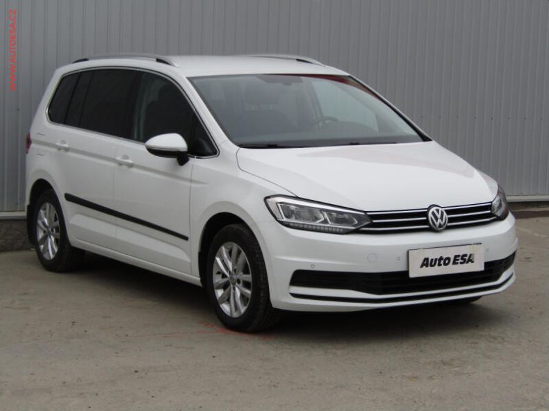 Volkswagen Touran - hlavní foto