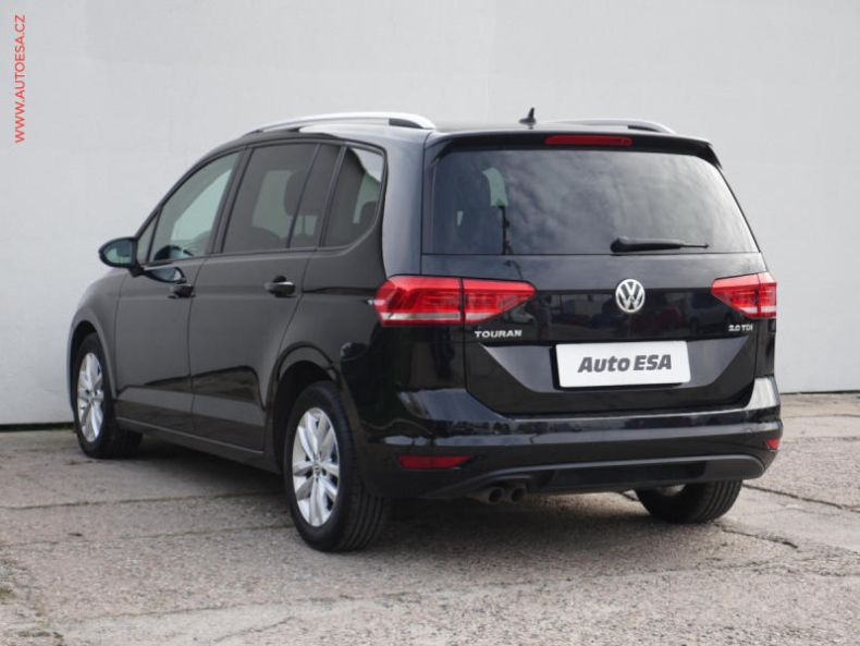 Volkswagen Touran - hlavní fotka
