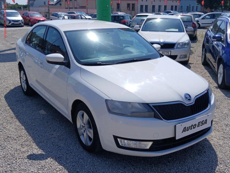 Škoda Rapid - hlavní foto
