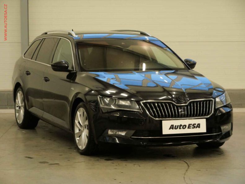 Škoda Superb - hlavní foto
