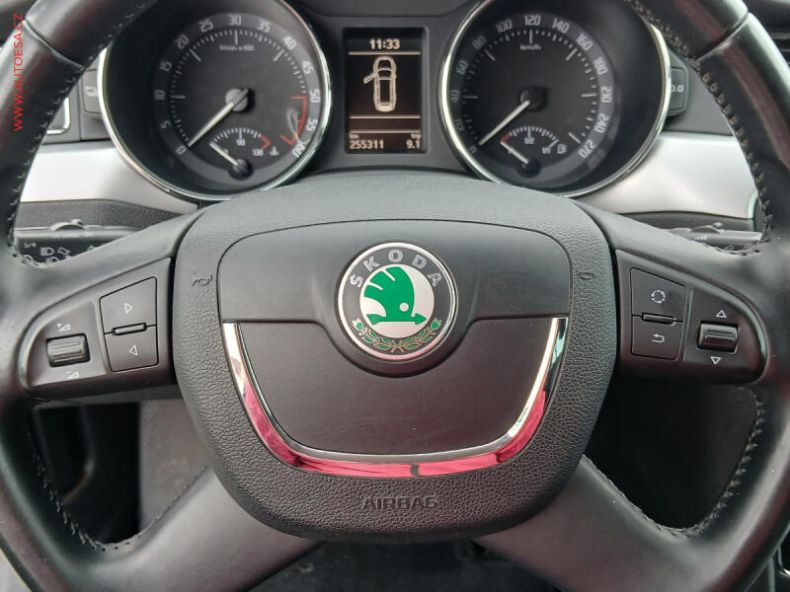 Škoda Superb - hlavní fotka