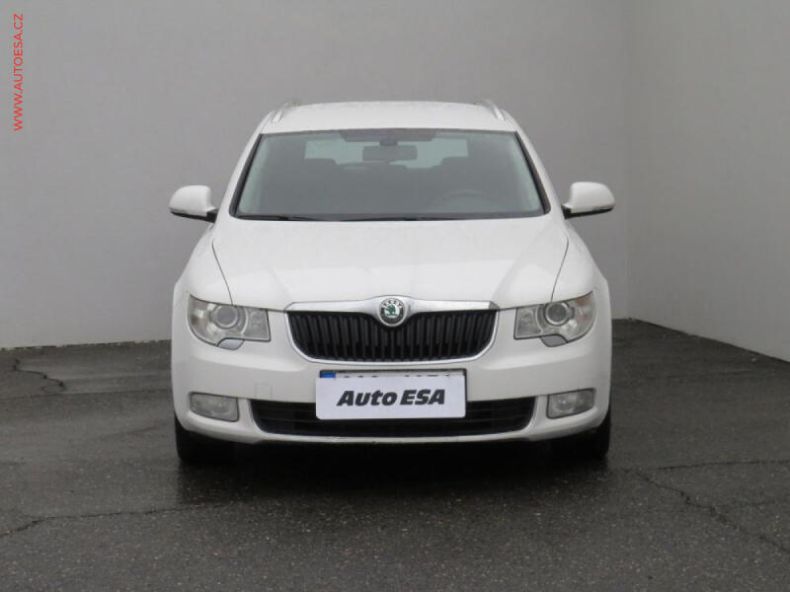 Škoda Superb - hlavní fotka