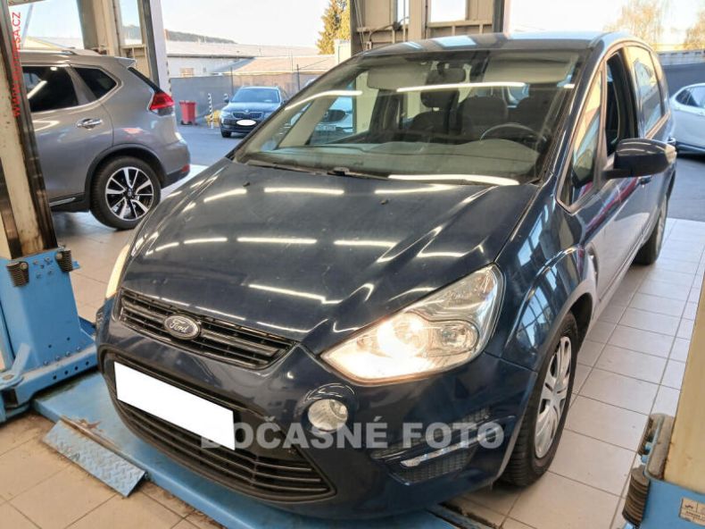 Ford S-MAX - hlavní fotka inzerátu