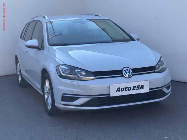 Volkswagen Golf - hlavní foto