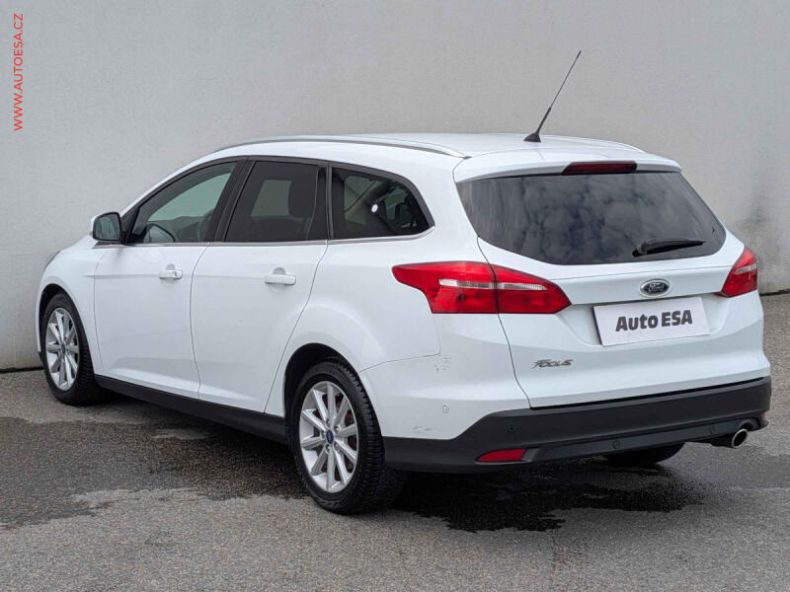 Ford Focus - hlavní fotka