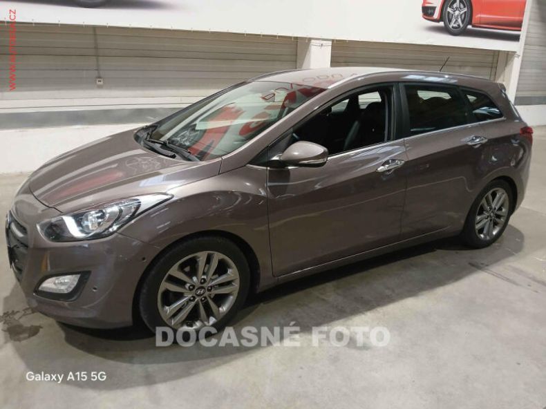 Hyundai i30 - hlavní foto