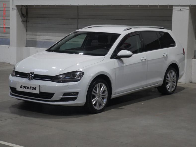 Volkswagen Golf - hlavní fotka