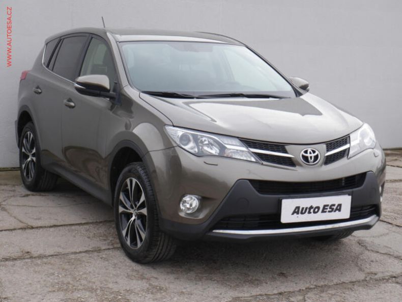Toyota RAV 4 - hlavní foto