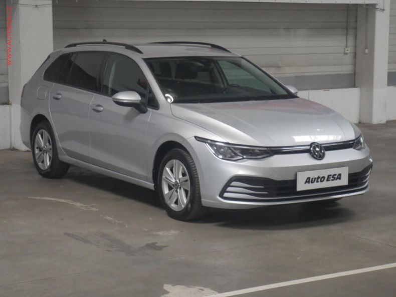 Volkswagen Golf - hlavní foto
