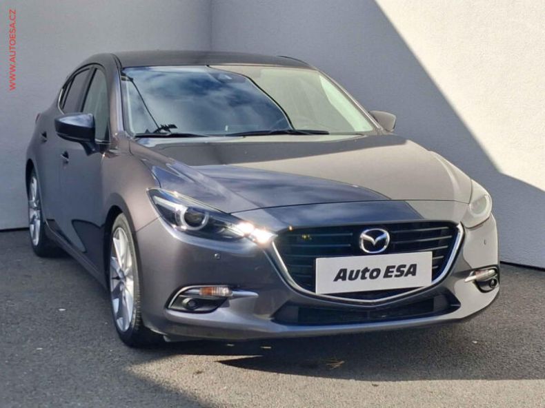 Mazda 3 - hlavní foto