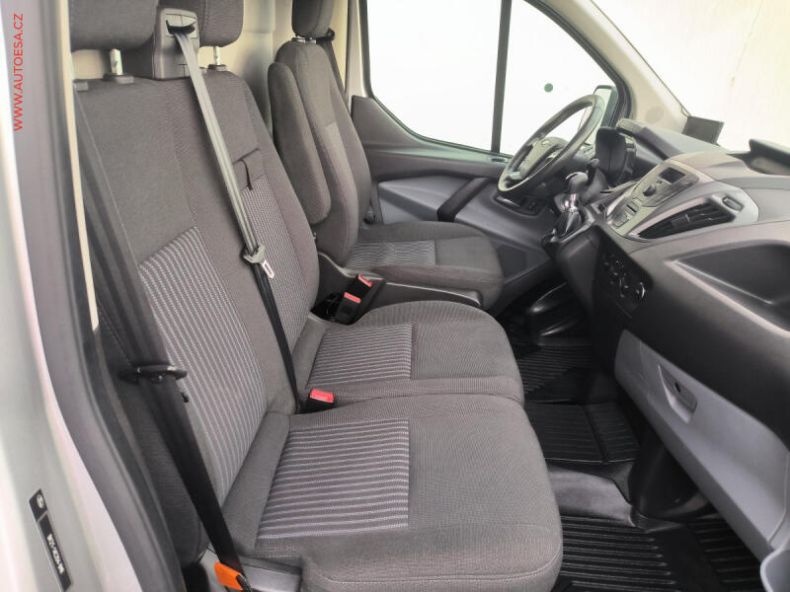 Ford Transit - hlavní fotka