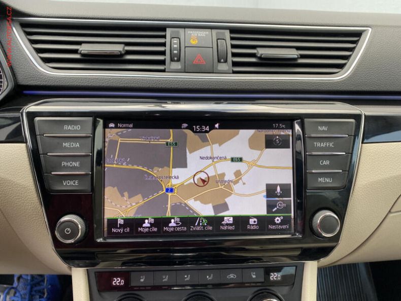 Škoda Superb - hlavní fotka