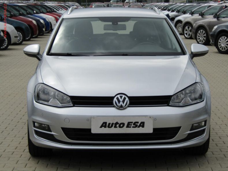 Volkswagen Golf - hlavní fotka