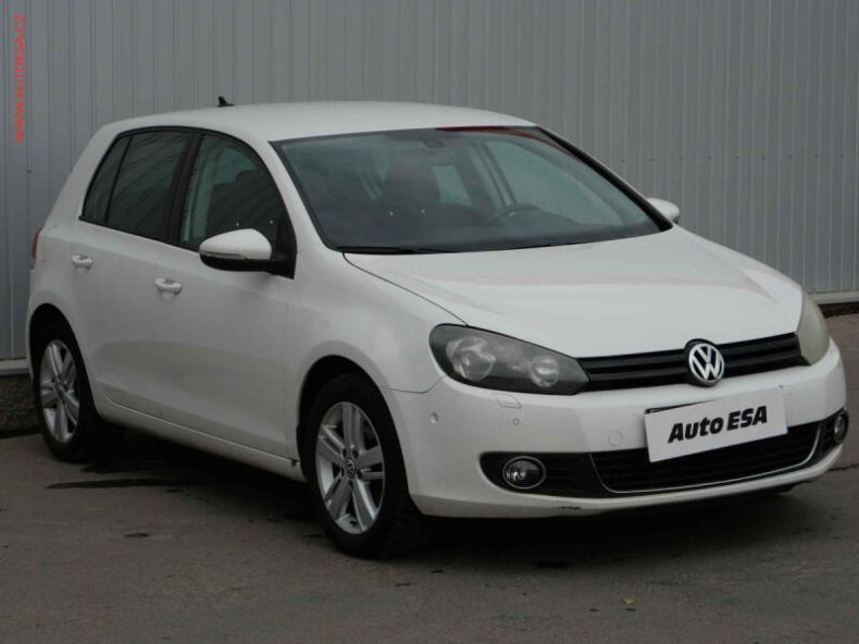 Volkswagen Golf - hlavní foto