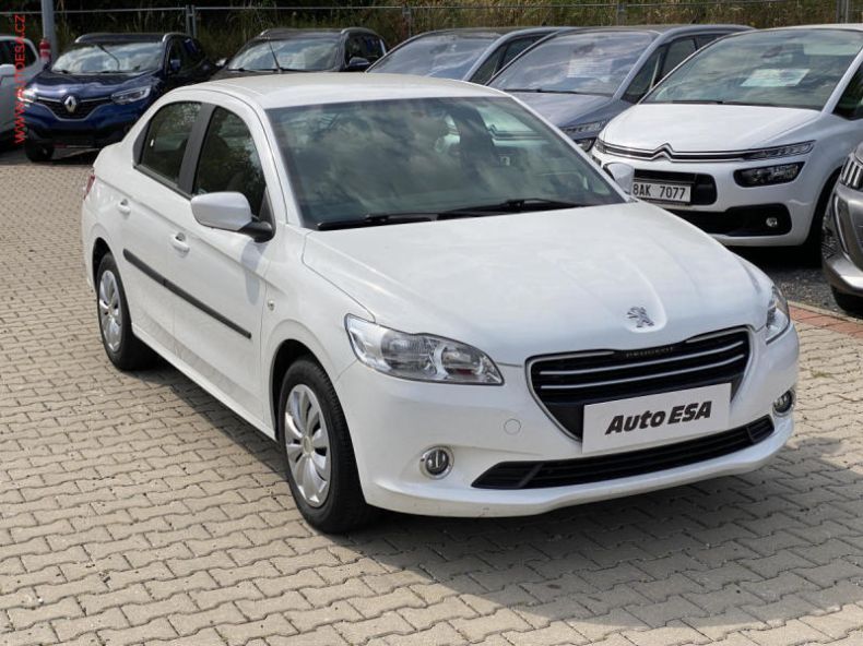 Peugeot 301 - hlavní foto