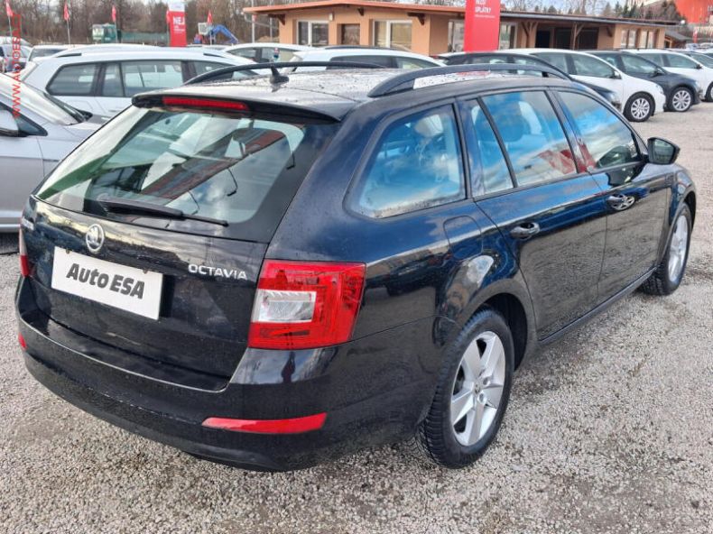 Škoda Octavia - hlavní fotka