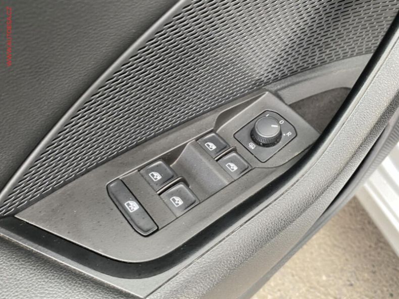 Škoda Octavia - hlavní fotka