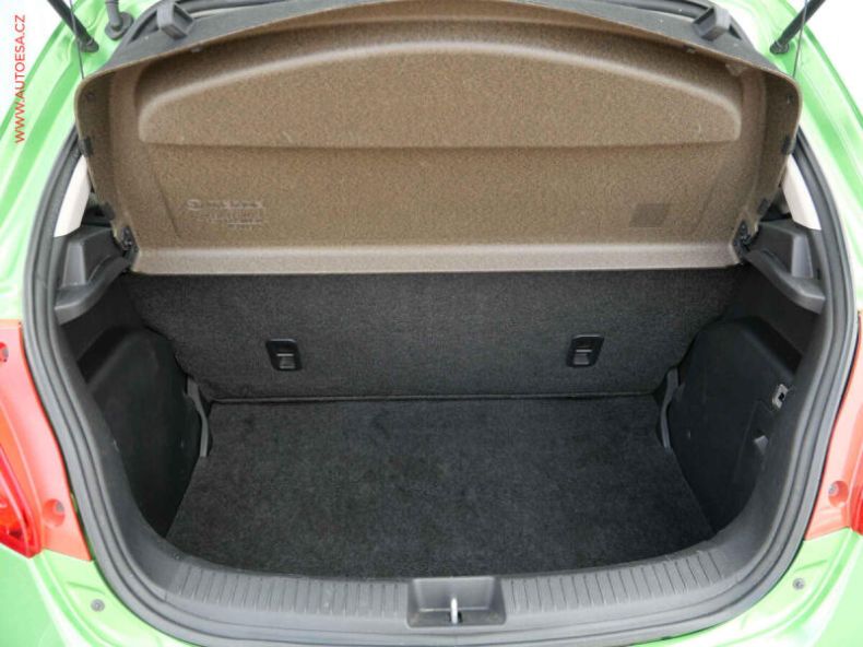 Mazda 2 - hlavní fotka
