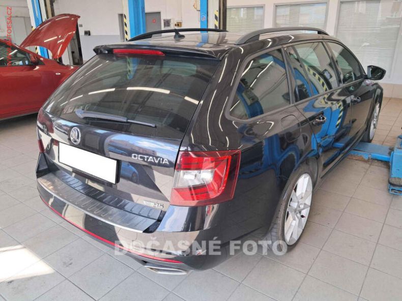 Škoda Octavia - hlavní fotka