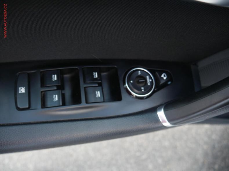 Hyundai i40 - hlavní fotka