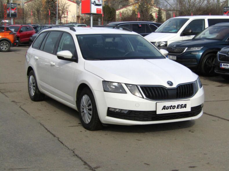 Škoda Octavia - hlavní foto