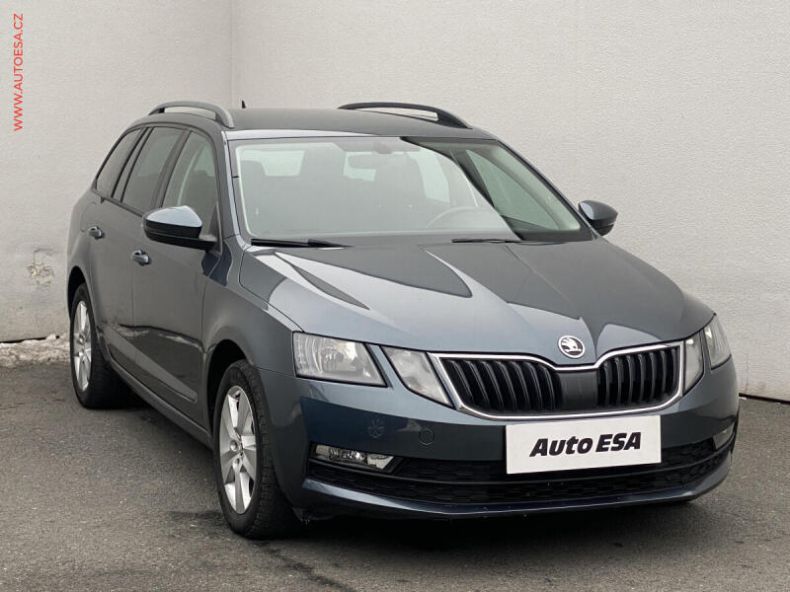 Škoda Octavia - hlavní fotka