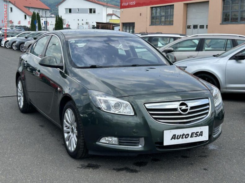 Opel Insignia - hlavní fotka inzerátu