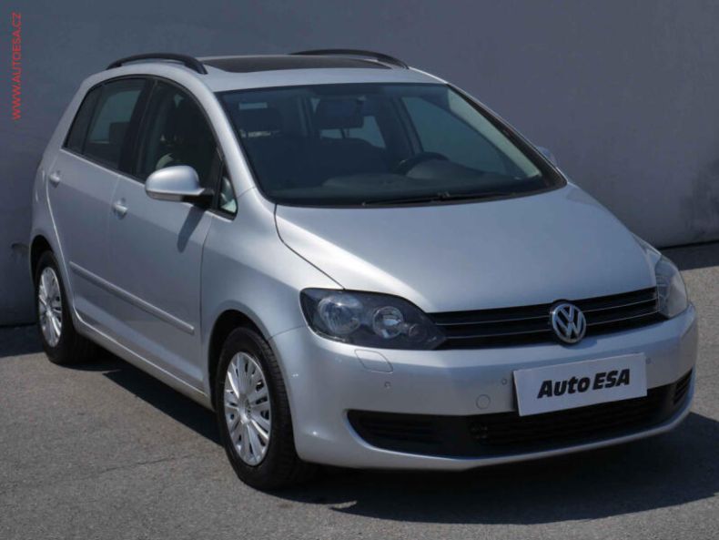 Volkswagen Golf - hlavní foto