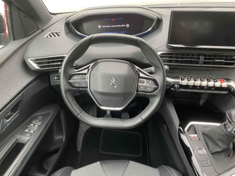 Peugeot 3008 - hlavní fotka