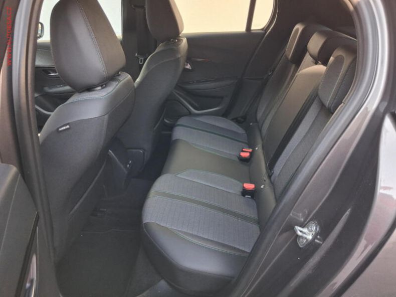 Peugeot 208 - hlavní fotka