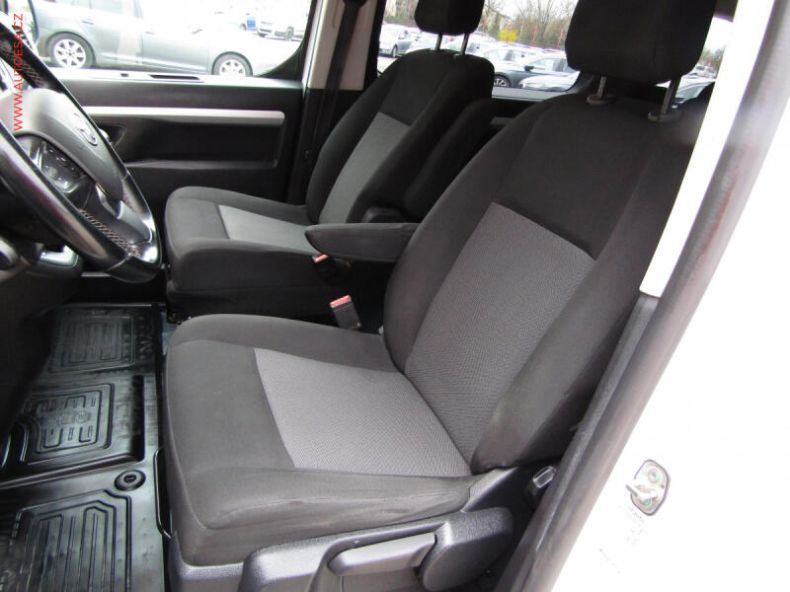 Toyota ProAce - hlavní fotka