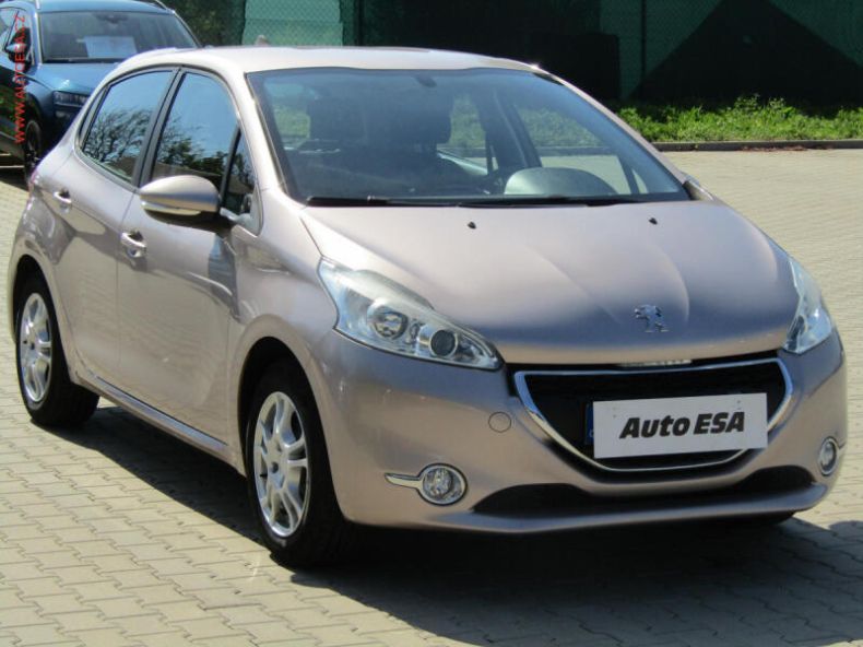 Peugeot 208 - hlavní fotka inzerátu