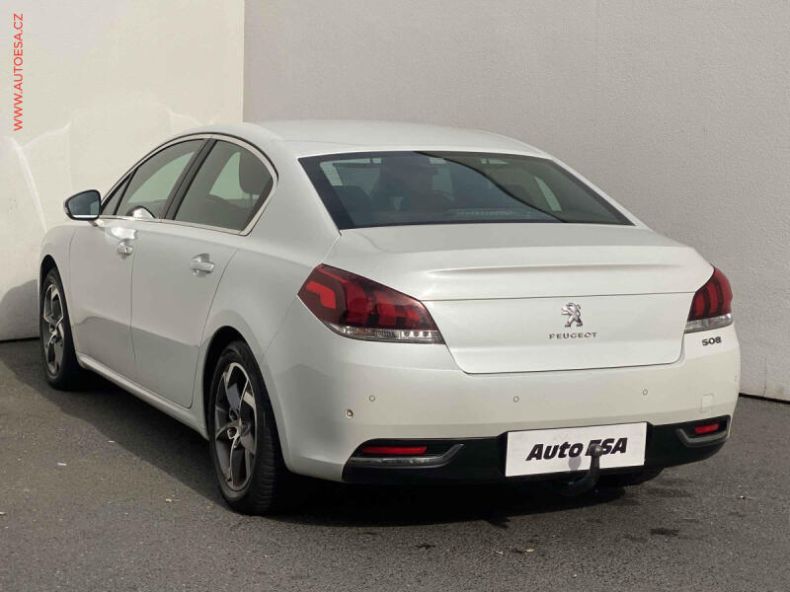Peugeot 508 - hlavní fotka