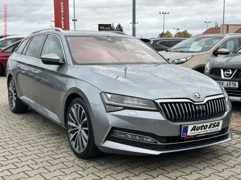 Škoda Superb - hlavní foto