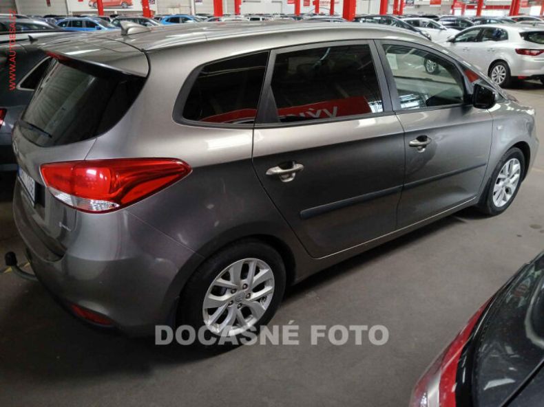 Kia Carens - hlavní fotka