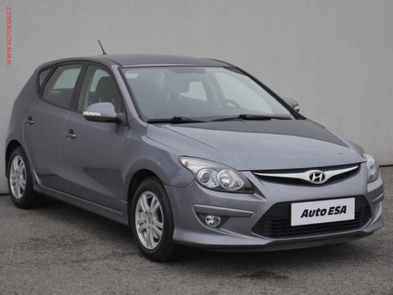 Hyundai i30 - hlavní foto