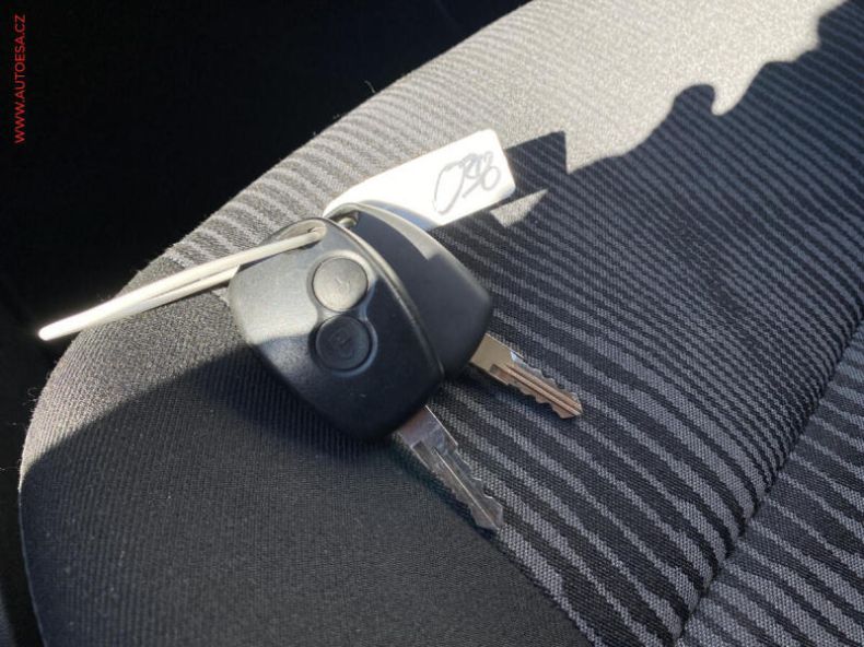 Dacia Sandero - hlavní fotka