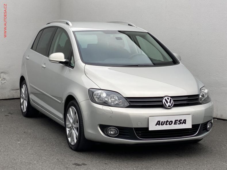 Volkswagen Golf - hlavní foto