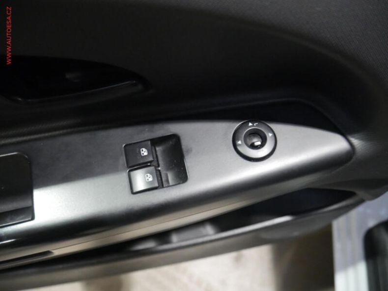 Kia Cee'd - hlavní fotka