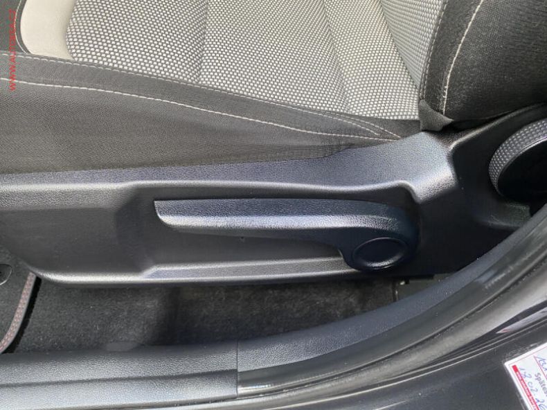 Kia Cee'd - hlavní fotka