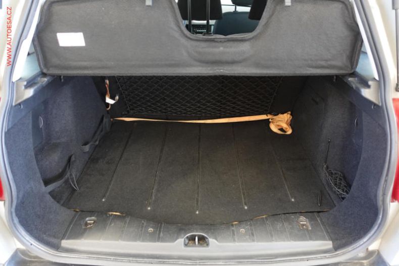 Peugeot 207 - hlavní fotka