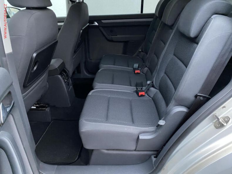 Volkswagen Touran - hlavní fotka