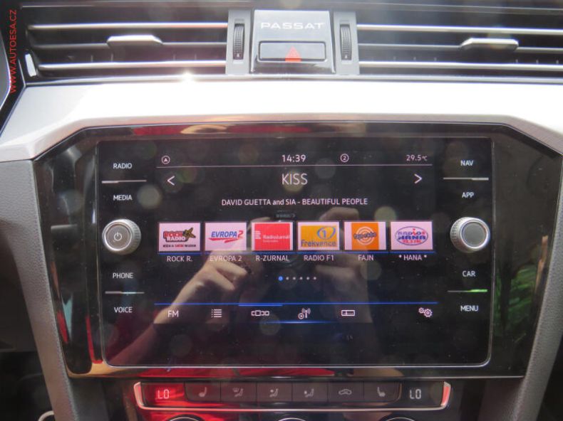 Volkswagen Passat - hlavní fotka