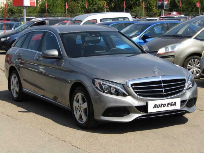 Mercedes Třída C - hlavní foto